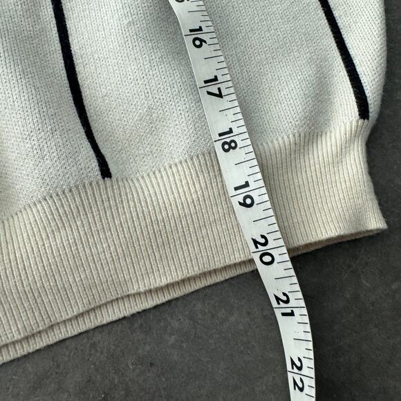 Vintage Y2K Windowpane Turtleneck Pullover Sweater White Beige Black Small - Picture 4 of 4